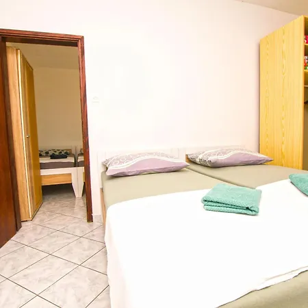 Apartment Josip