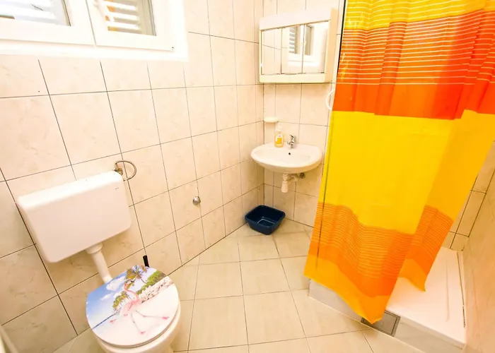 Josip 아파트 스베티 페타르